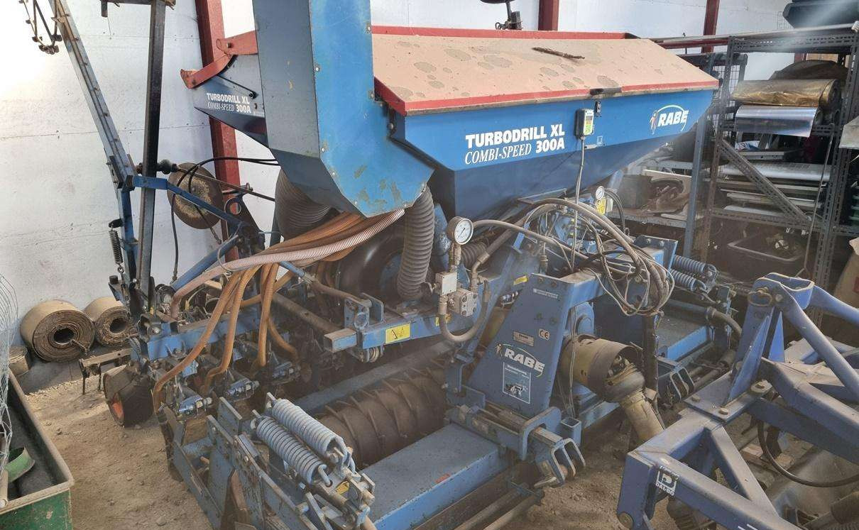 Rabe Turbodrill XL - الة بذر: صور 1 Rabe Turbodrill XL - الة بذر: صور 1