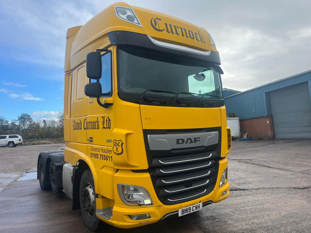 DAF XF 530 - شاحنة جرار: صور 1 DAF XF 530 - شاحنة جرار: صور 1