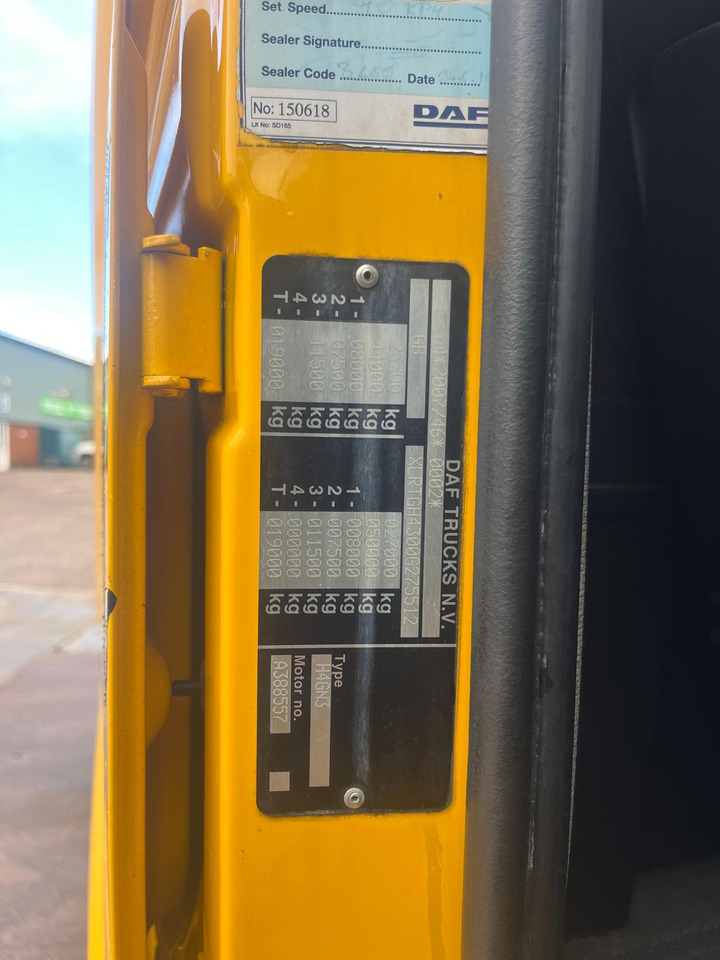 DAF XF 530 - شاحنة جرار: صور 5 DAF XF 530 - شاحنة جرار: صور 5