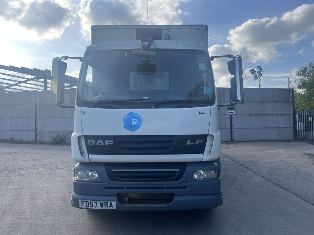Daf 55LF 220 4x2 Box Van - الشاحنات الصغيرة صندوق مغلق: صور 3 Daf 55LF 220 4x2 Box Van - الشاحنات الصغيرة صندوق مغلق: صور 3