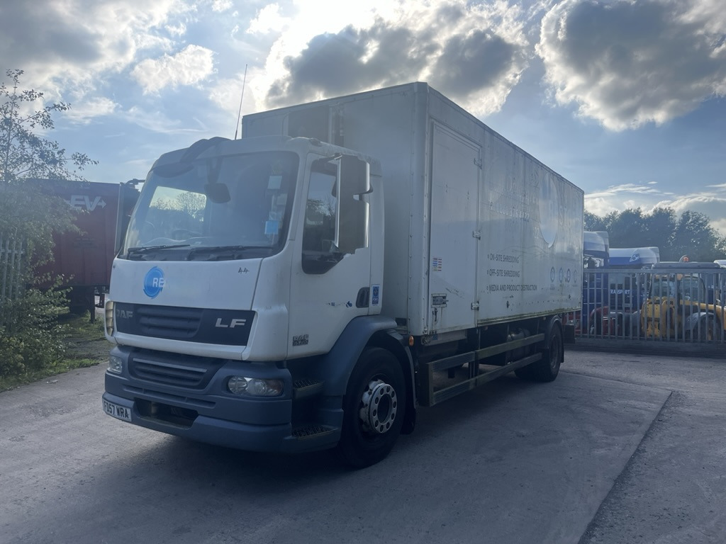 Daf 55LF 220 4x2 Box Van - الشاحنات الصغيرة صندوق مغلق: صور 2 Daf 55LF 220 4x2 Box Van - الشاحنات الصغيرة صندوق مغلق: صور 2