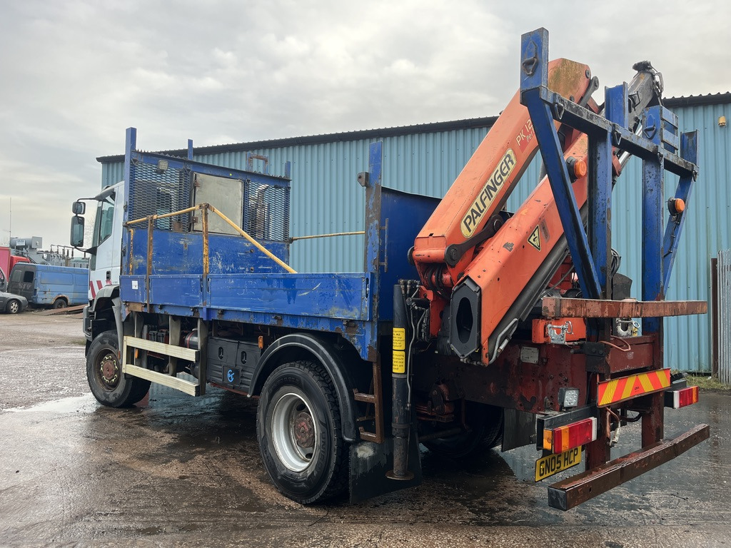 Iveco EuroTrakker 180E27 4x4 Rigid - شاحنات مسطحة: صور 4 Iveco EuroTrakker 180E27 4x4 Rigid - شاحنات مسطحة: صور 4