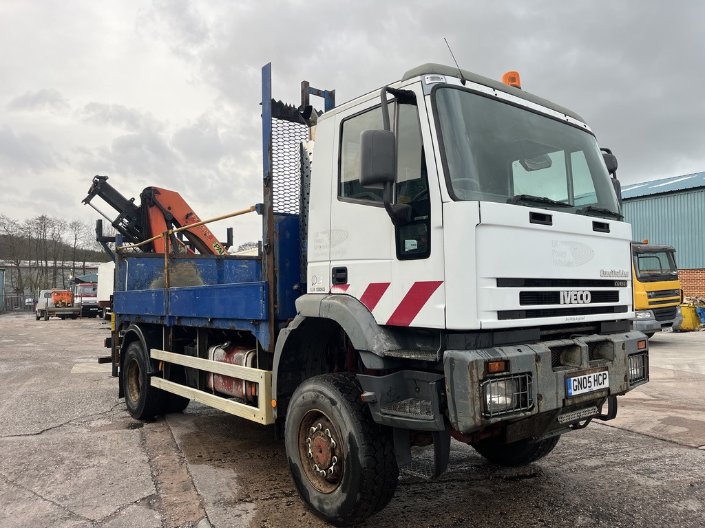 Iveco EuroTrakker 180E27 4x4 Rigid - شاحنات مسطحة: صور 2 Iveco EuroTrakker 180E27 4x4 Rigid - شاحنات مسطحة: صور 2