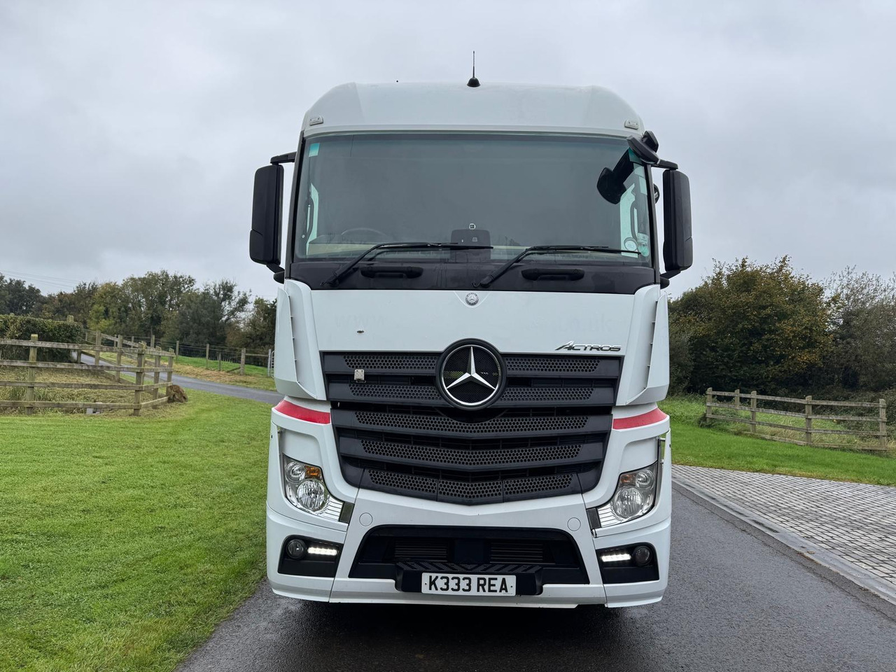 Mercedes Actros - شاحنة جرار: صور 1 Mercedes Actros - شاحنة جرار: صور 1