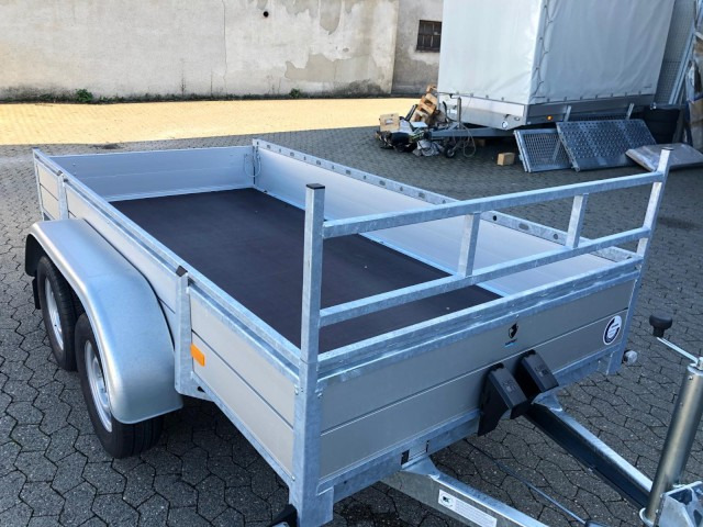 Hapert Azure L-2 Tieflader 3030 x 1490 x 370 mm, ZG 2,7 to. - مقطورات السيارات: صور 4 Hapert Azure L-2 Tieflader 3030 x 1490 x 370 mm, ZG 2,7 to. - مقطورات السيارات: صور 4