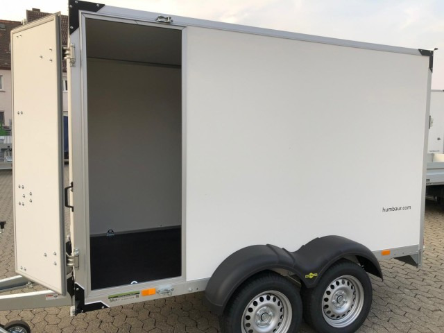 Humbaur Koffer HK 253015-18P, 2,5 to. 3040x1510x1800mm, Rampe, Seitentüre - بصندوق مغلق مقطورة: صور 2 Humbaur Koffer HK 253015-18P, 2,5 to. 3040x1510x1800mm, Rampe, Seitentüre - بصندوق مغلق مقطورة: صور 2