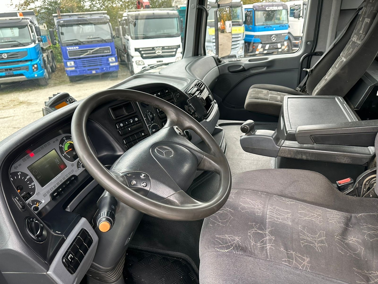 MERCEDES-BENZ Actros 3246 8x4 Kipper - قلابات: صور 4 MERCEDES-BENZ Actros 3246 8x4 Kipper - قلابات: صور 4