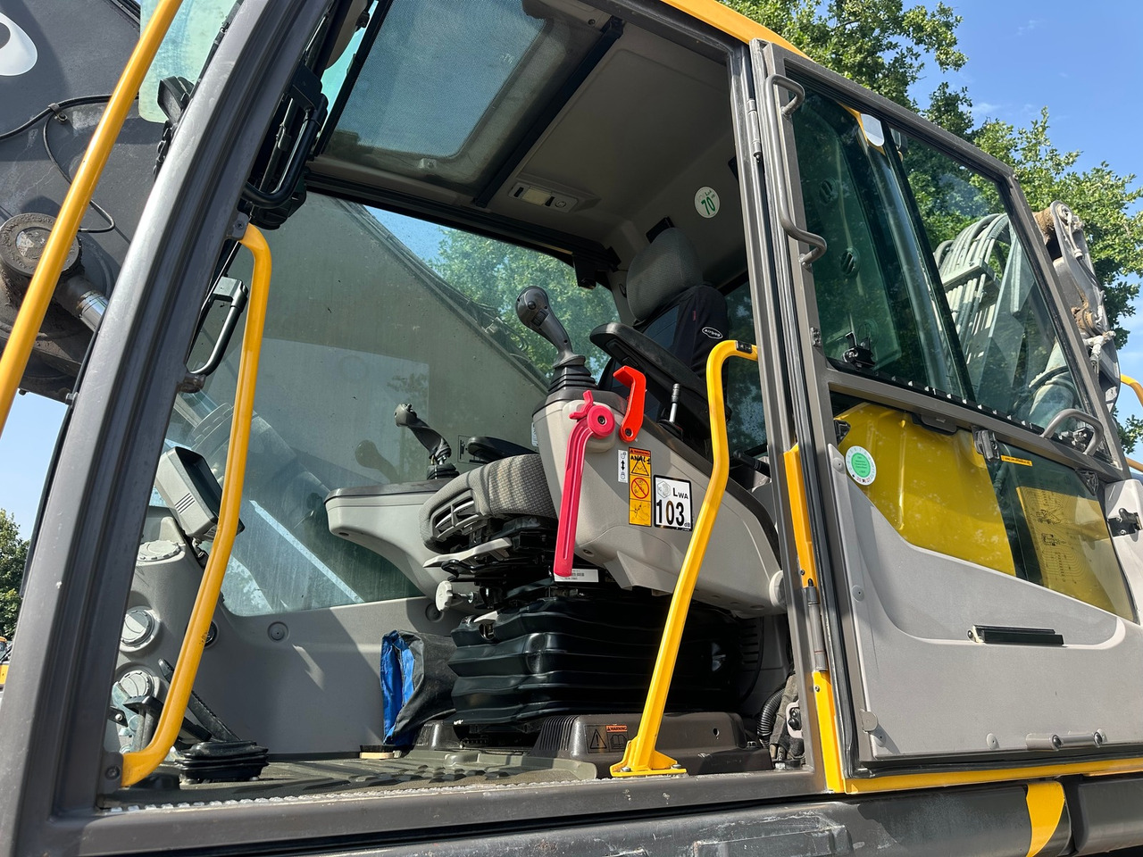 VOLVO EW210D Greifer - حفارة: صور 2 VOLVO EW210D Greifer - حفارة: صور 2