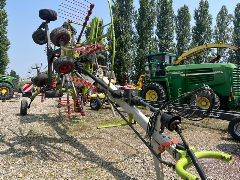 Claas Liner 1650 Twin - لمّامَة القش: صور 2 Claas Liner 1650 Twin - لمّامَة القش: صور 2