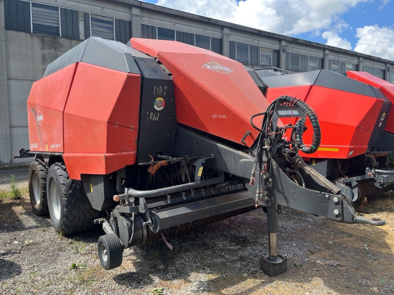 Kuhn LSB 1290 - مكبس البالات المستطيله: صور 2 Kuhn LSB 1290 - مكبس البالات المستطيله: صور 2