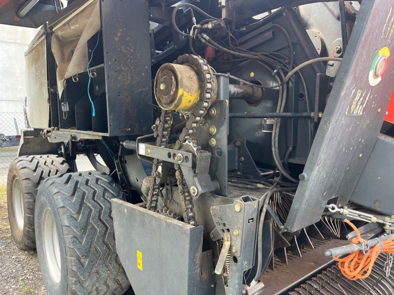 Kuhn LSB 1290 - مكبس البالات المستطيله: صور 4 Kuhn LSB 1290 - مكبس البالات المستطيله: صور 4