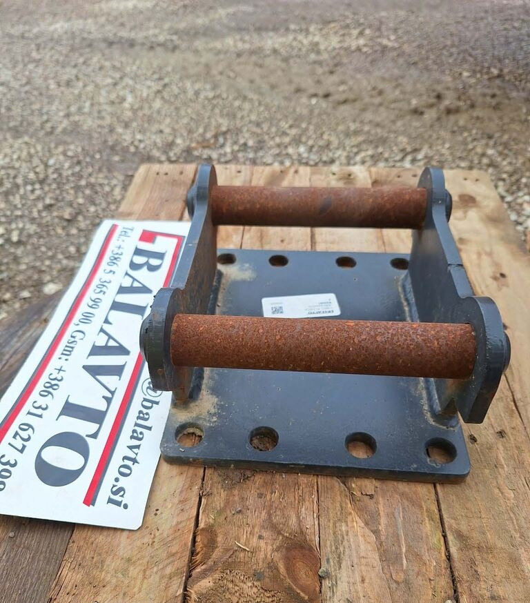 Attachment plate S30 for excavator plate compactor - وصلة الربط للمعدات المعلقة - مدماج: صور 3 Attachment plate S30 for excavator plate compactor - وصلة الربط للمعدات المعلقة - مدماج: صور 3