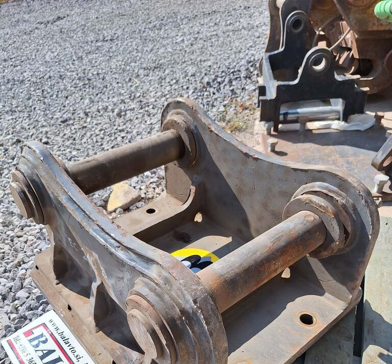 Attachment plate excavators 20-25 t for - وصلة الربط للمعدات المعلقة - حفارة: صور 2 Attachment plate excavators 20-25 t for - وصلة الربط للمعدات المعلقة - حفارة: صور 2