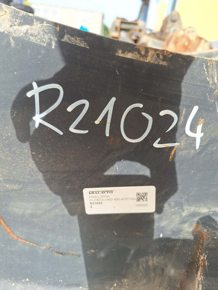 Attachment plate - وصلة الربط للمعدات المعلقة - آلات البناء: صور 3 Attachment plate - وصلة الربط للمعدات المعلقة - آلات البناء: صور 3