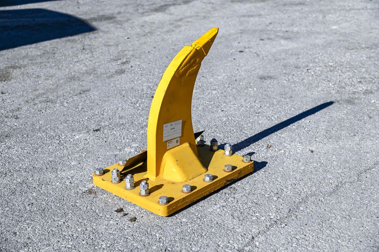 BAT BR02 - حراث تحت التربة - حفارة: صور 3 BAT BR02 - حراث تحت التربة - حفارة: صور 3