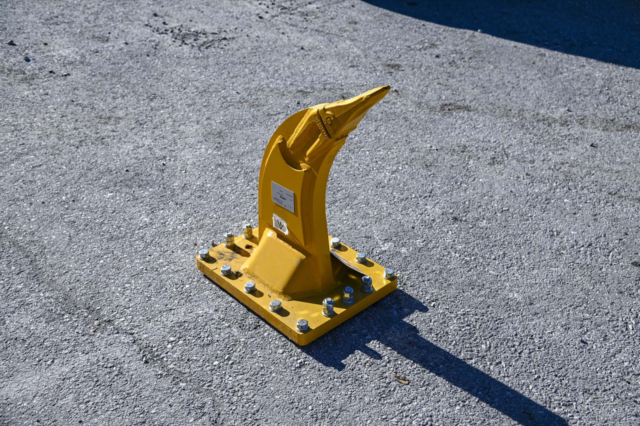 BAT BR04 - حراث تحت التربة - حفارة: صور 4 BAT BR04 - حراث تحت التربة - حفارة: صور 4