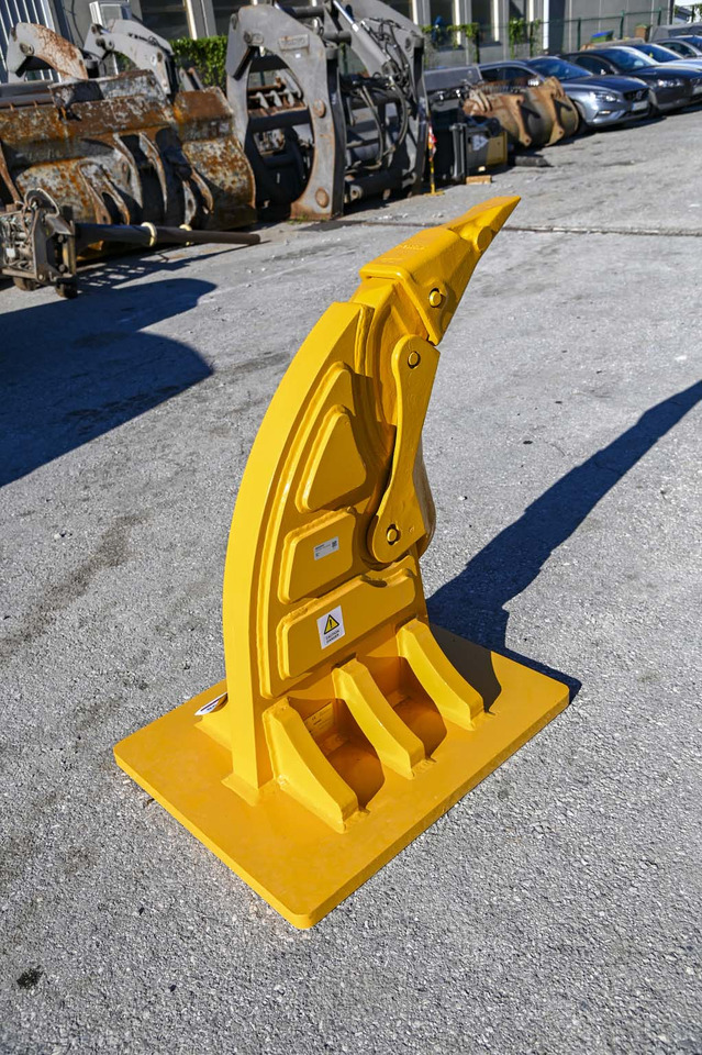 BAT BR17 - حراث تحت التربة - حفارة: صور 1 BAT BR17 - حراث تحت التربة - حفارة: صور 1