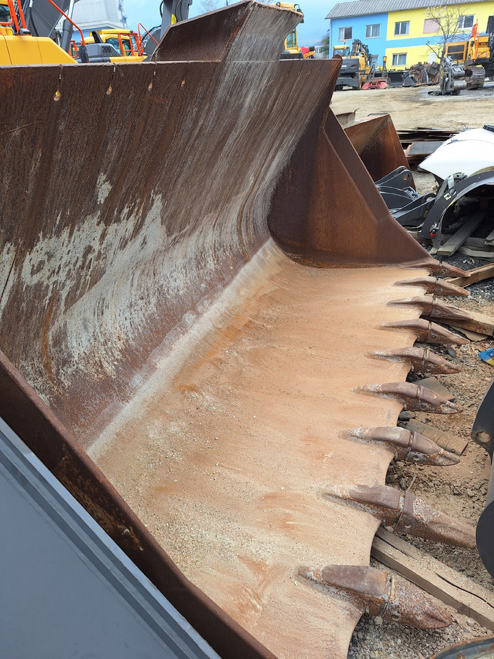 Caterpillar Loader bucket 3300 mm - بكت شيول: صور 3 Caterpillar Loader bucket 3300 mm - بكت شيول: صور 3