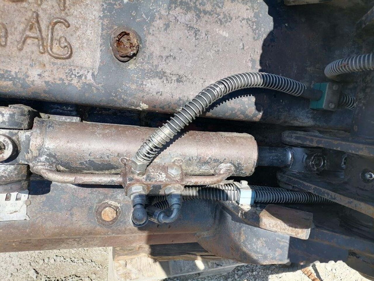 Ditch cleaning bucket 1600 mm S2 - بكت حفار: صور 5 Ditch cleaning bucket 1600 mm S2 - بكت حفار: صور 5