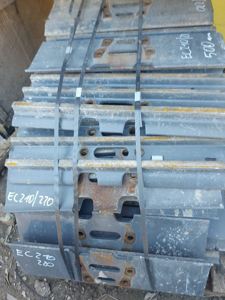 Grouser pads 600 mm Daewoo-Doosan DX225 NLC, Daewoo-Doosan Solar 220, Daewoo-Doosan Solar 225, Hitachi ZX180 LC, Hitachi ZX240, Hyundai HX180 HIGH WALKER, Komatsu PC150 LC, Komatsu PC160, Komatsu PC - مسارات للحفارات - حفارة: صور 3 Grouser pads 600 mm Daewoo-Doosan DX225 NLC, Daewoo-Doosan Solar 220, Daewoo-Doosan Solar 225, Hitachi ZX180 LC, Hitachi ZX240, Hyundai HX180 HIGH WALKER, Komatsu PC150 LC, Komatsu PC160, Komatsu PC - مسارات للحفارات - حفارة: صور 3