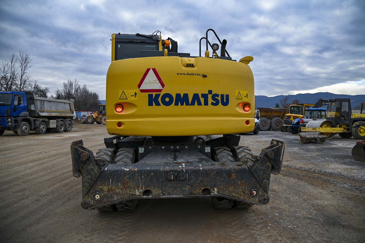 KOMATSU PW148-10 - حفارة على عجلات: صور 5 KOMATSU PW148-10 - حفارة على عجلات: صور 5
