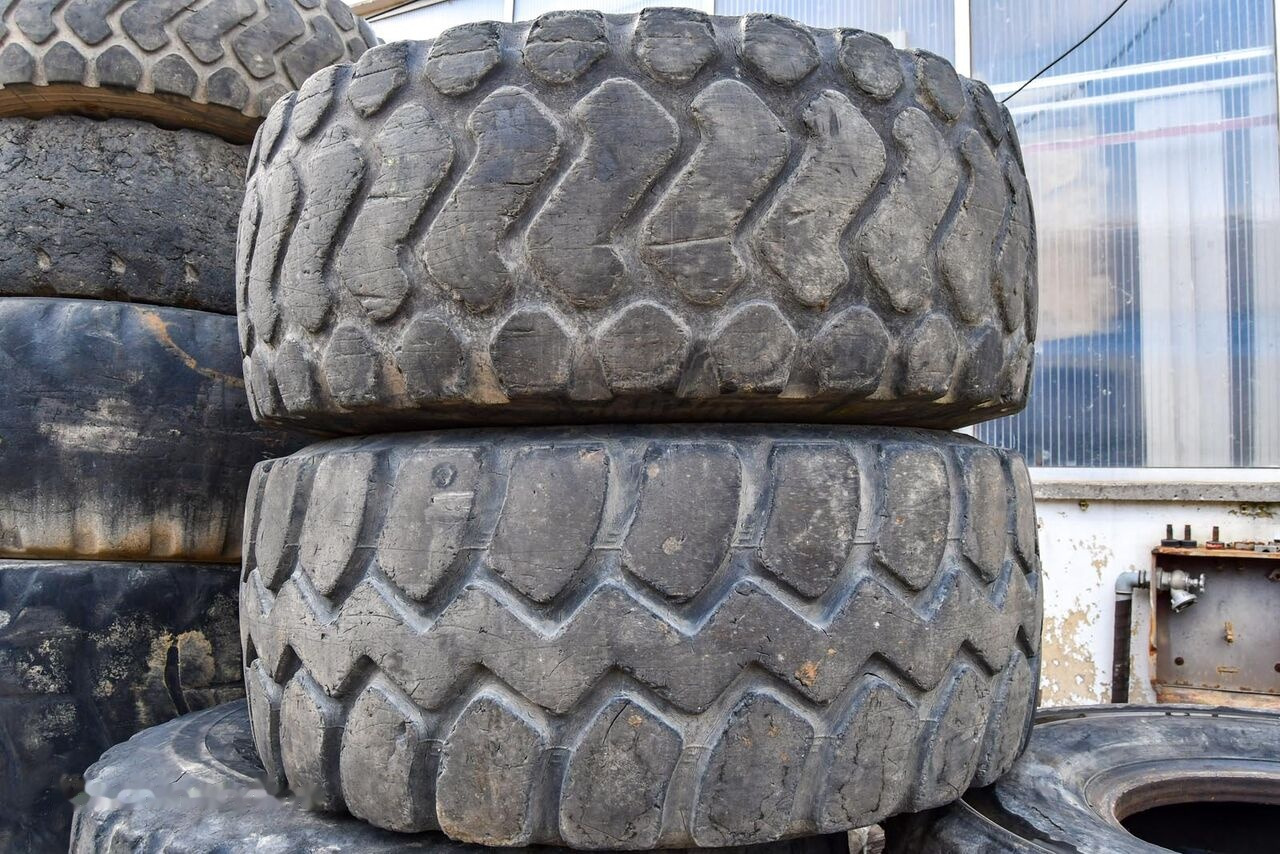 Michelin 23.5R25 - الإطارات - اللودر بعجل: صور 4 Michelin 23.5R25 - الإطارات - اللودر بعجل: صور 4