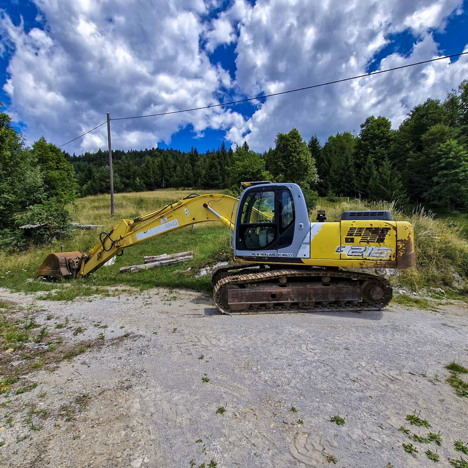 New Holland Kobelco E215 - حفارات زحافة: صور 1 New Holland Kobelco E215 - حفارات زحافة: صور 1