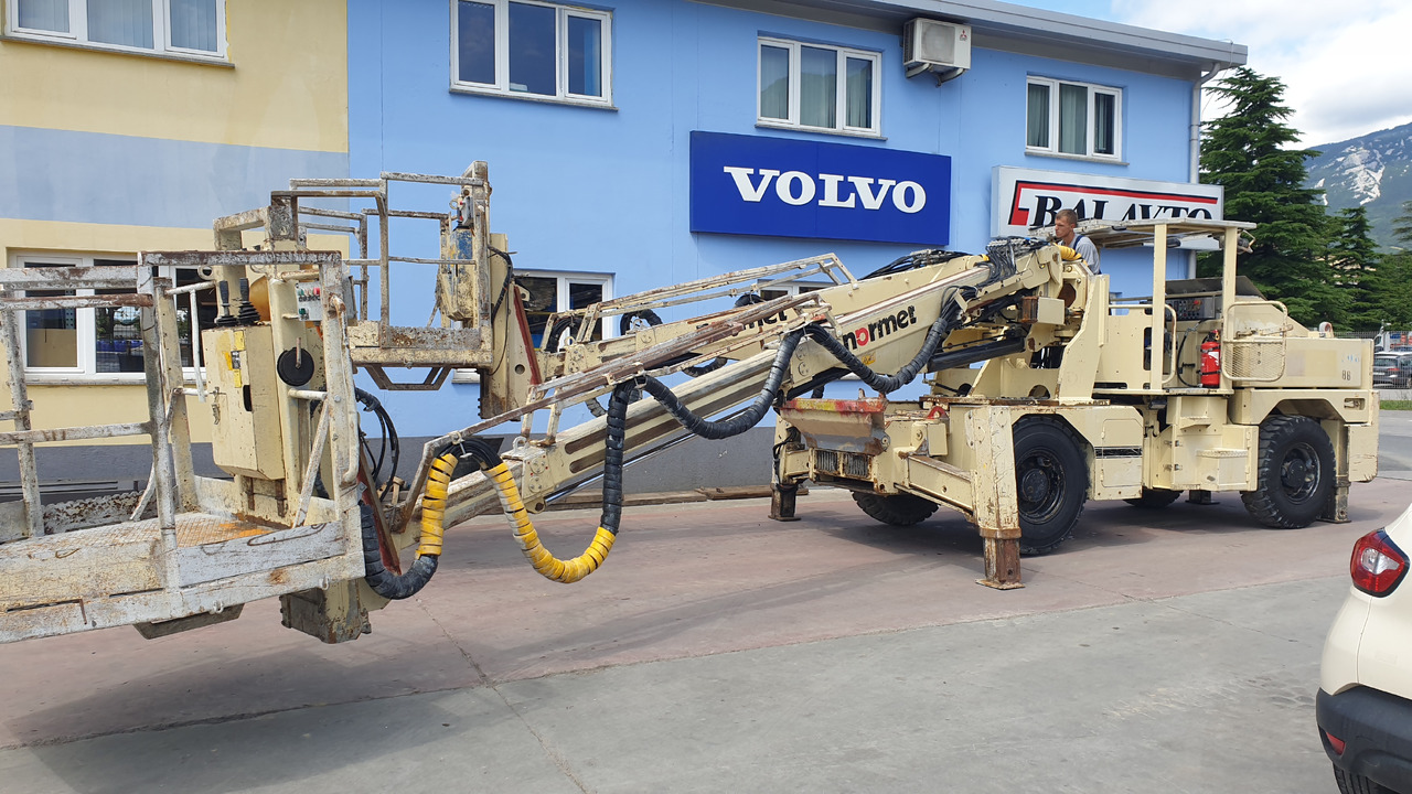 Normet Himec 9905 BT - ماكينات التعدين: صور 5 Normet Himec 9905 BT - ماكينات التعدين: صور 5