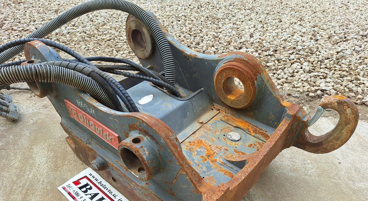 OilQuick hydraulic OQ70/55 - وصلة الربط للمعدات المعلقة - حفارة: صور 1 OilQuick hydraulic OQ70/55 - وصلة الربط للمعدات المعلقة - حفارة: صور 1