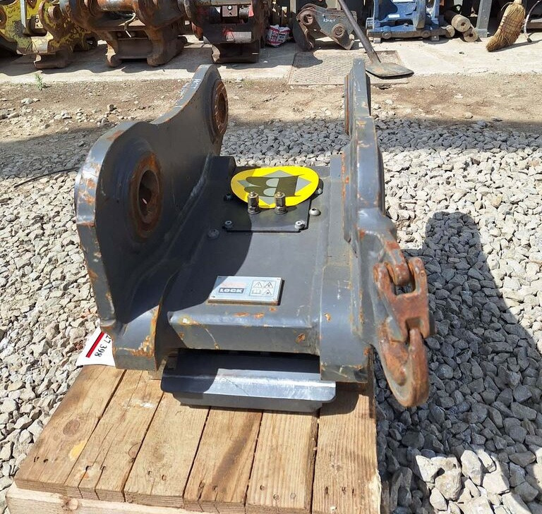 SMP S60 H-lock M315-310E - وصلة الربط للمعدات المعلقة - حفارة: صور 3 SMP S60 H-lock M315-310E - وصلة الربط للمعدات المعلقة - حفارة: صور 3