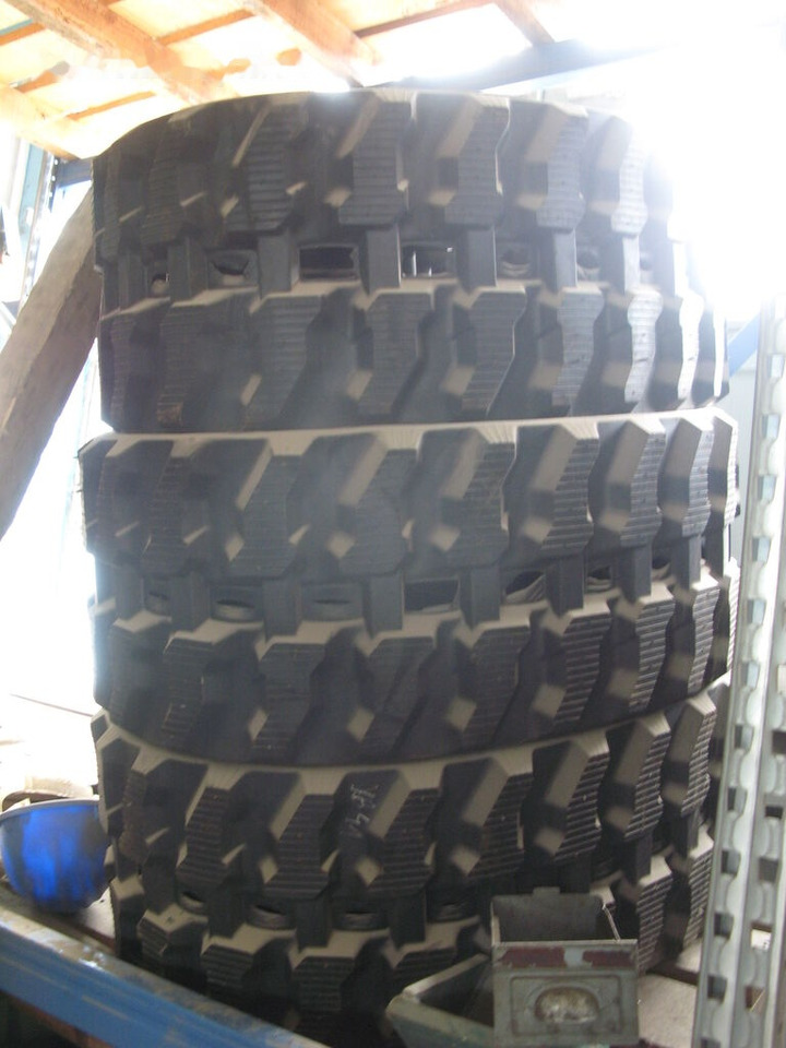 TAERYUK YB370X107X41 - مسارات للحفارات - حفارة: صور 1 TAERYUK YB370X107X41 - مسارات للحفارات - حفارة: صور 1