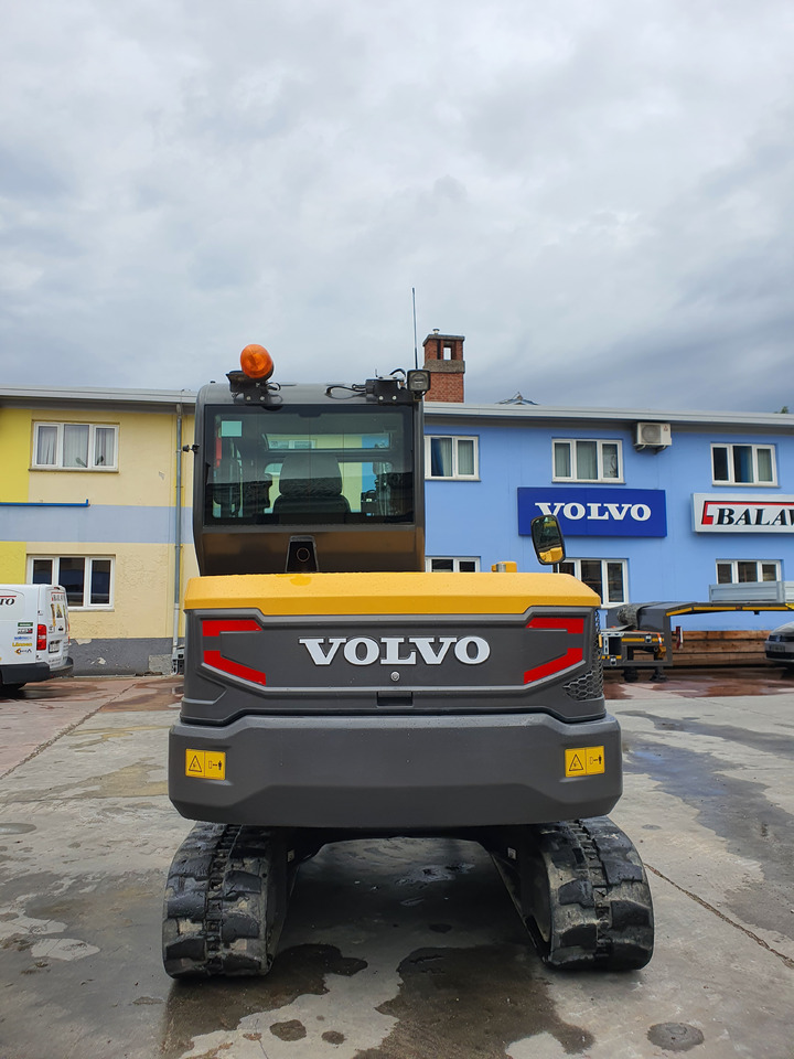 VOLVO EC60E - حفارة مصغرة: صور 1 VOLVO EC60E - حفارة مصغرة: صور 1