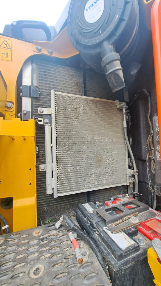 VOLVO EWR150E - حفارة على عجلات: صور 2 VOLVO EWR150E - حفارة على عجلات: صور 2