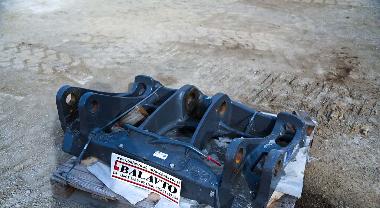 Volvo 11157386 for Volvo L70H, L90H - وصلة الربط للمعدات المعلقة - اللودر بعجل: صور 1 Volvo 11157386 for Volvo L70H, L90H - وصلة الربط للمعدات المعلقة - اللودر بعجل: صور 1