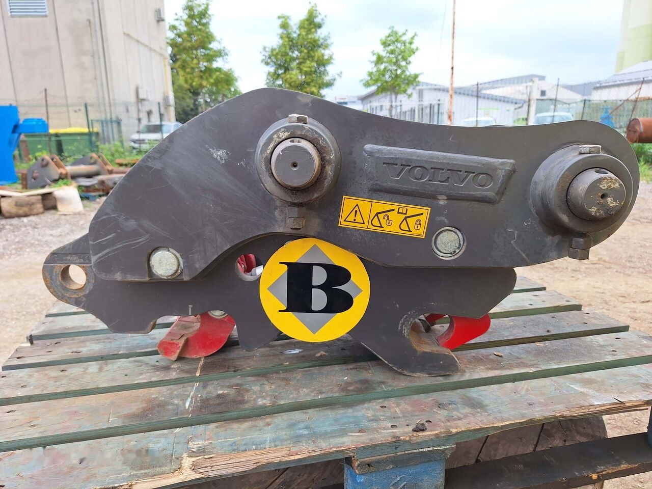Volvo 14736062 Volvo EC140, ECR145, EW140 - وصلة الربط للمعدات المعلقة - حفارة: صور 5 Volvo 14736062 Volvo EC140, ECR145, EW140 - وصلة الربط للمعدات المعلقة - حفارة: صور 5