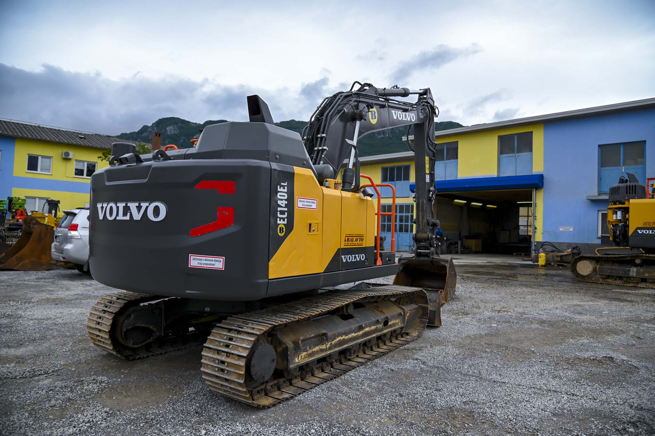 Volvo EC140E - حفارات زحافة: صور 5 Volvo EC140E - حفارات زحافة: صور 5