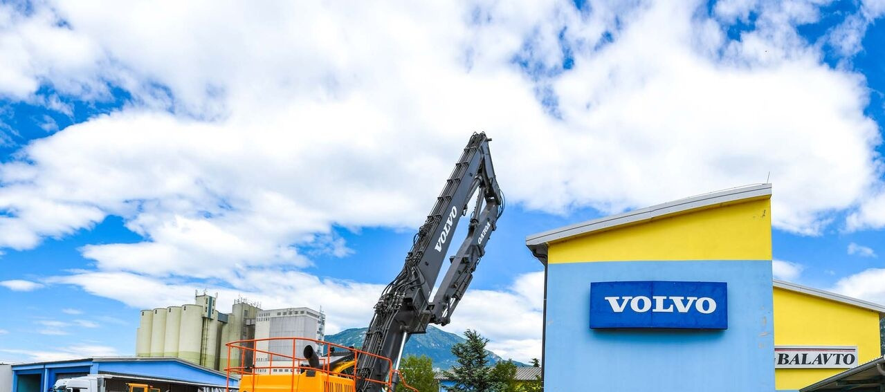 Volvo EC380D HR LR - حفارات زحافة: صور 4 Volvo EC380D HR LR - حفارات زحافة: صور 4