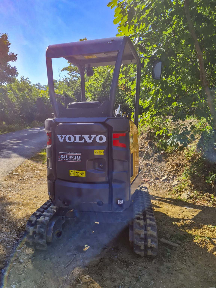 Volvo ECR18E - حفارة مصغرة: صور 3 Volvo ECR18E - حفارة مصغرة: صور 3