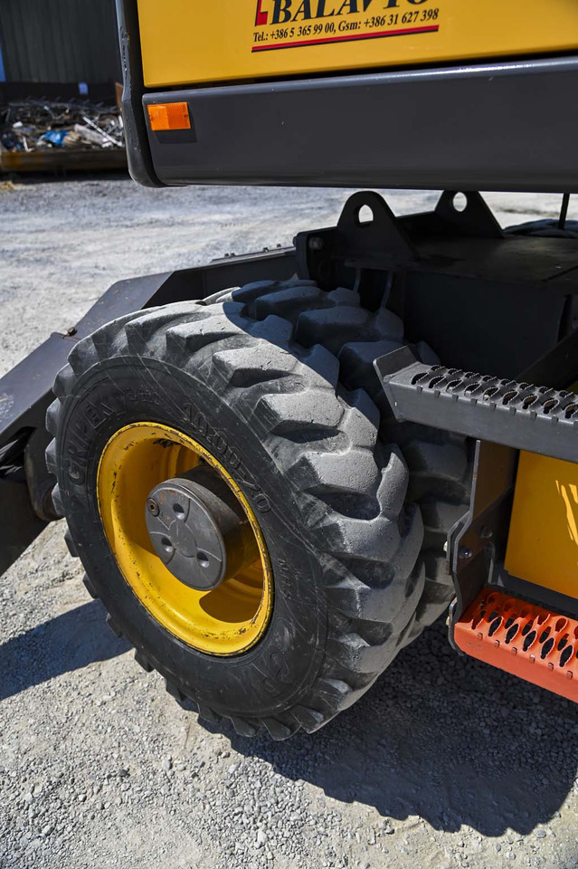 حفارة على عجلات Volvo EWR150E: صور 29
