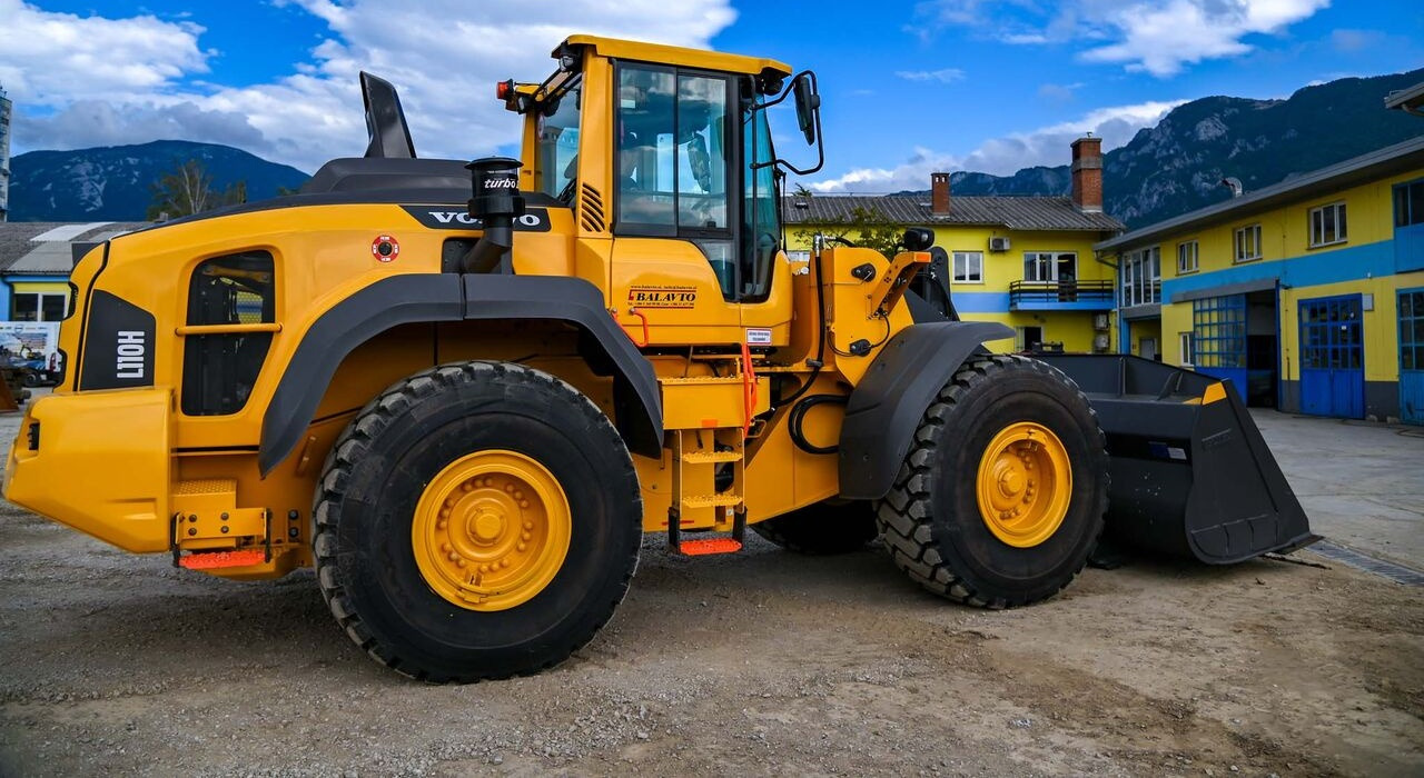 Volvo L110H - اللودر بعجل: صور 5 Volvo L110H - اللودر بعجل: صور 5