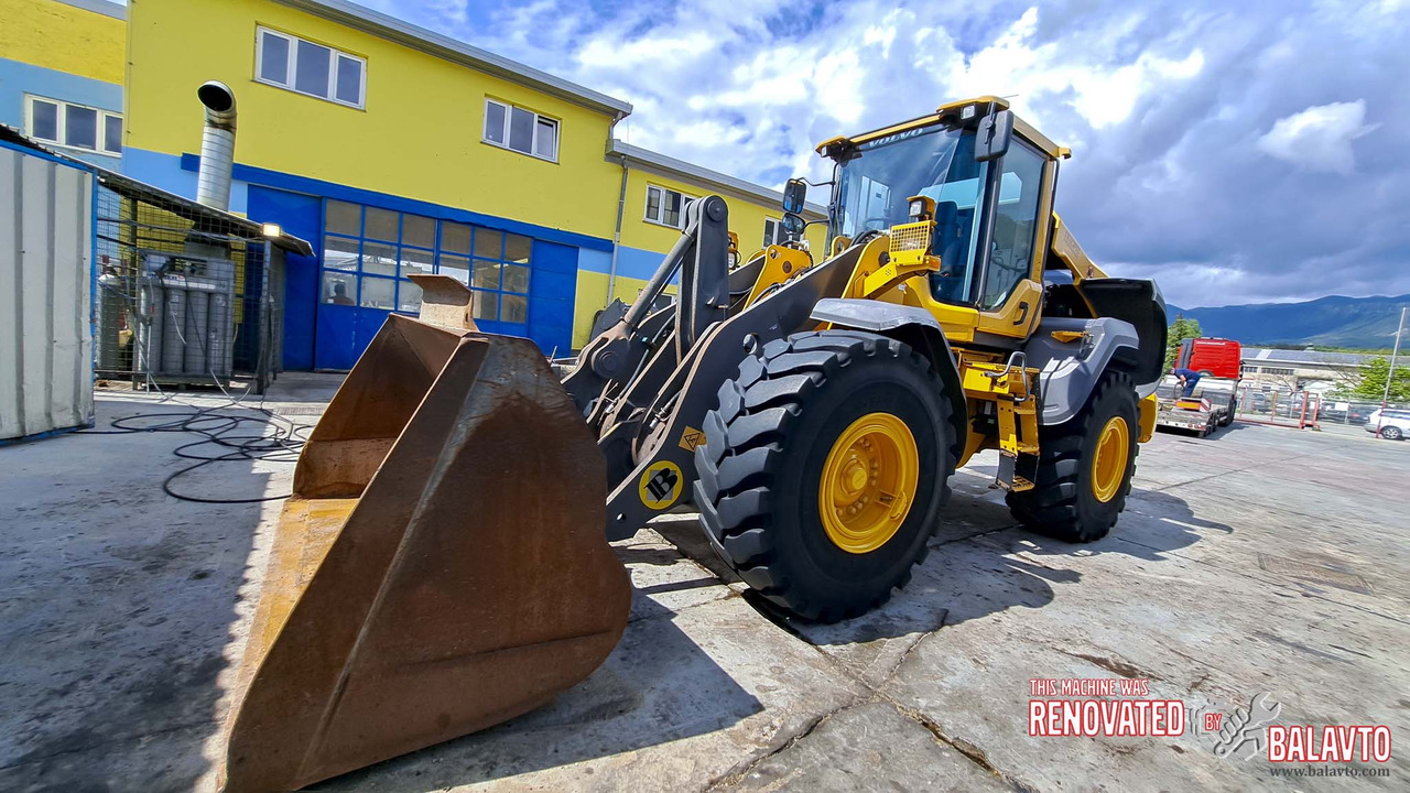 Volvo L120H - اللودر بعجل: صور 1 Volvo L120H - اللودر بعجل: صور 1