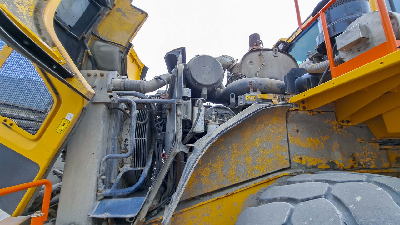 اللودر بعجل Volvo L150H: صور 39