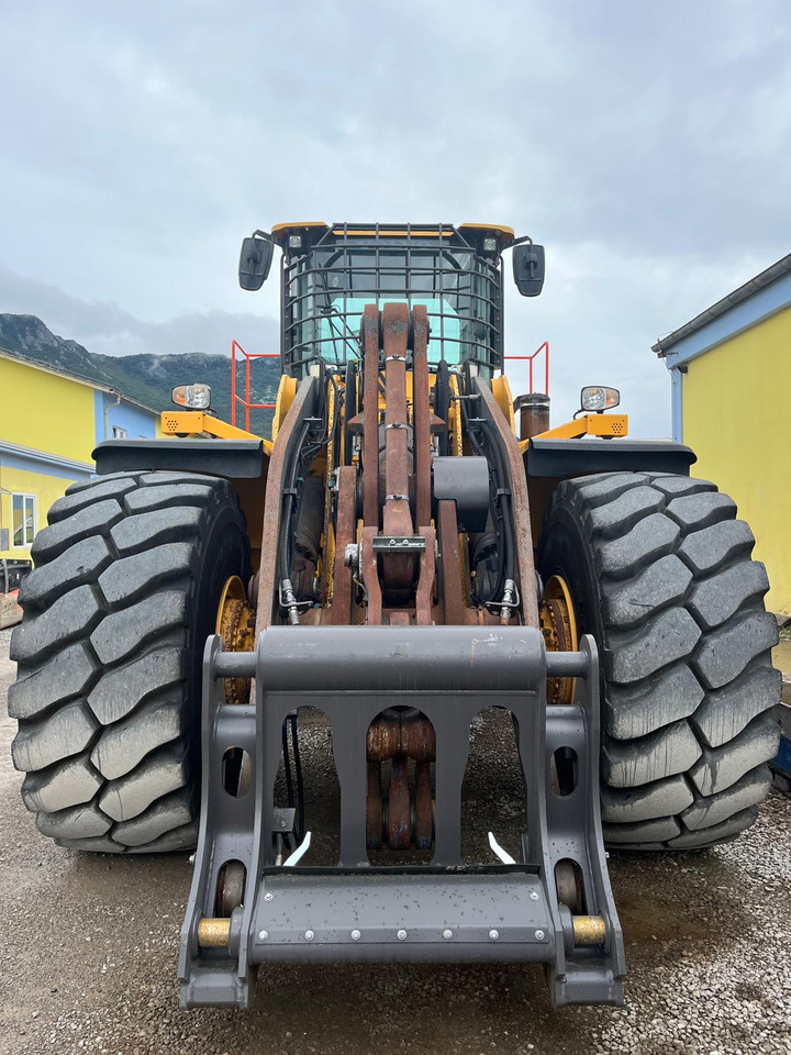 Volvo L220H - اللودر بعجل: صور 3 Volvo L220H - اللودر بعجل: صور 3