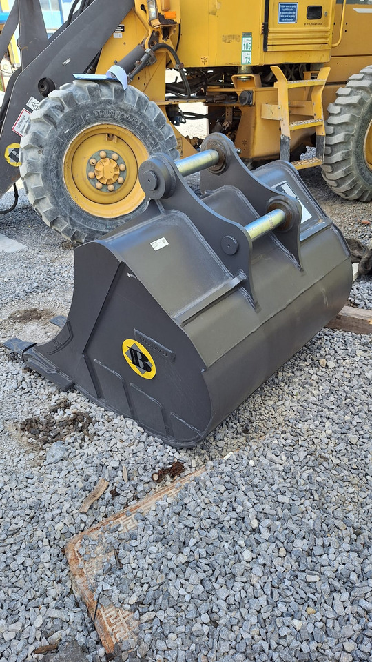 Volvo digging bucket 1200 mm UNI65 - بكت حفار - حفارة: صور 3 Volvo digging bucket 1200 mm UNI65 - بكت حفار - حفارة: صور 3