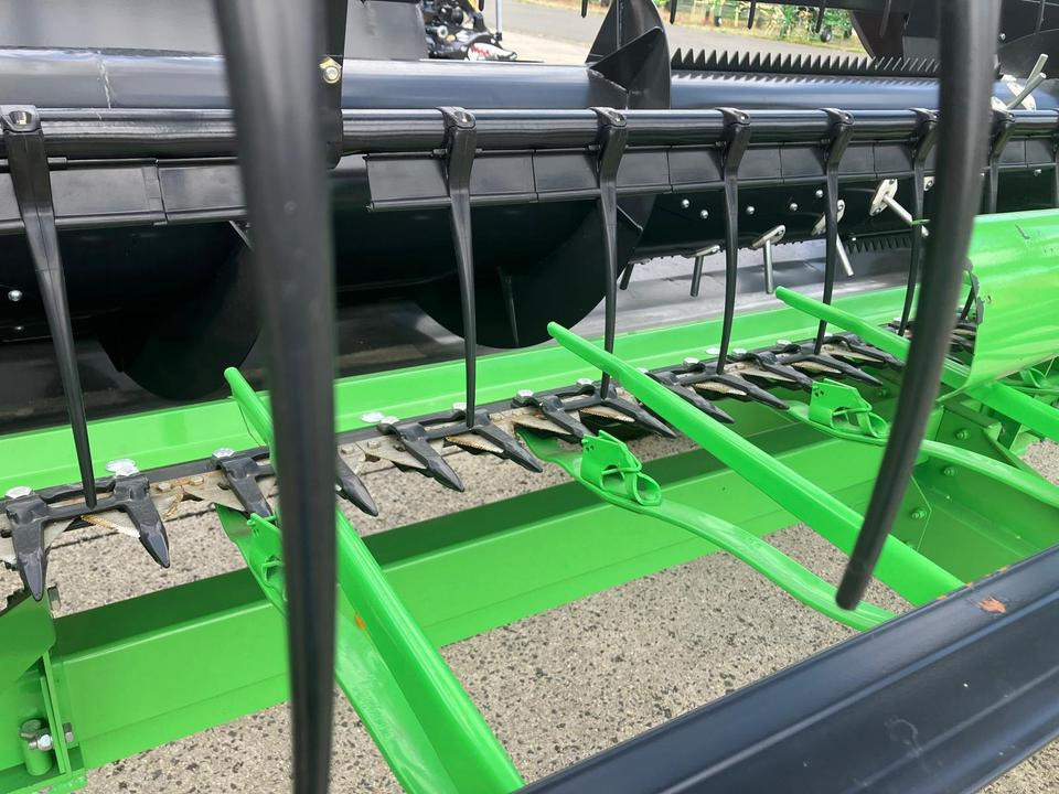 Deutz Fahr Schneidwerk DH540A inkl Schneidwerkwagen Mähdrescher - حصادة شاملة - الرأس: صور 3 Deutz Fahr Schneidwerk DH540A inkl Schneidwerkwagen Mähdrescher - حصادة شاملة - الرأس: صور 3