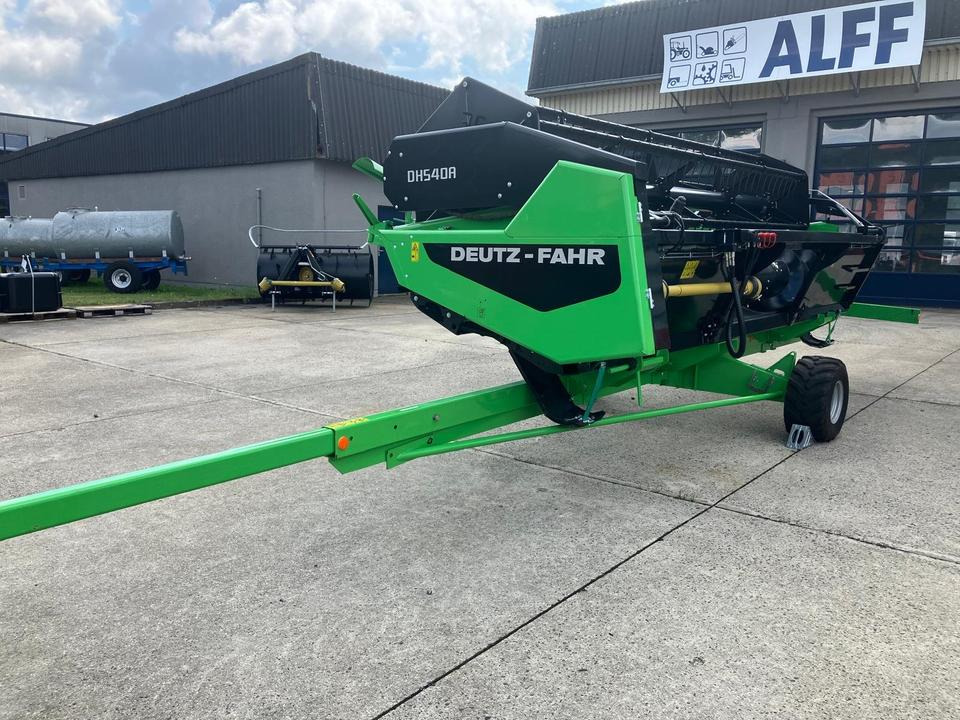 Deutz Fahr Schneidwerk DH540A inkl Schneidwerkwagen Mähdrescher - حصادة شاملة - الرأس: صور 4 Deutz Fahr Schneidwerk DH540A inkl Schneidwerkwagen Mähdrescher - حصادة شاملة - الرأس: صور 4