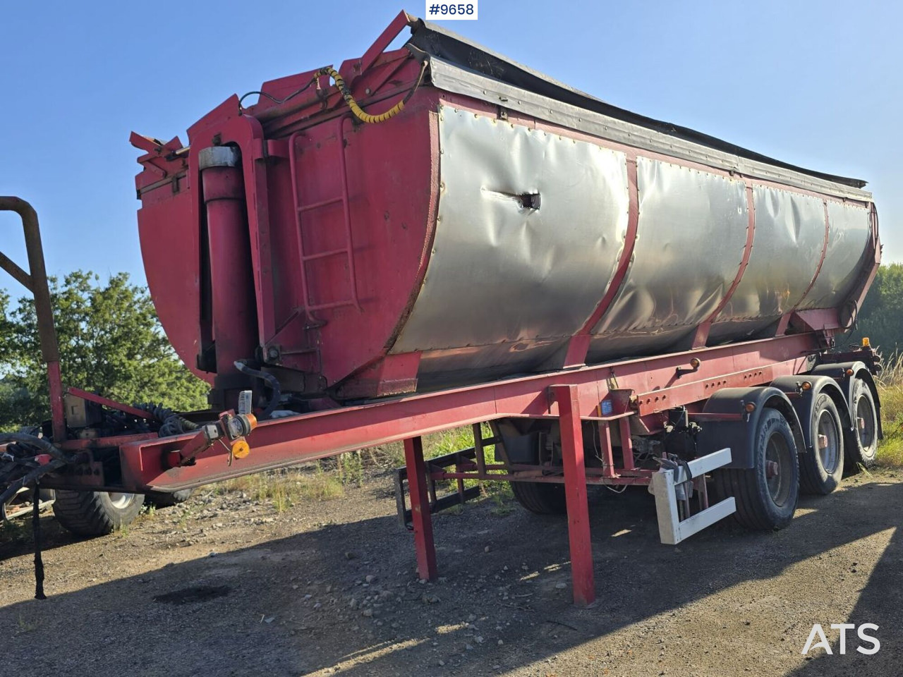 Asphalt trailer Parator STI 17-24 - قلابة نصف مقطورة, آلة أسفلت: صور 1 Asphalt trailer Parator STI 17-24 - قلابة نصف مقطورة, آلة أسفلت: صور 1