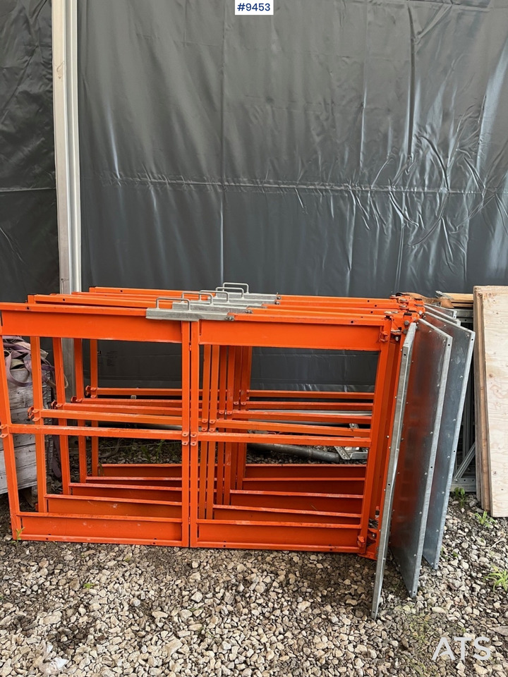 Construction Elevator ALIMAK - معدات البناء: صور 5 Construction Elevator ALIMAK - معدات البناء: صور 5