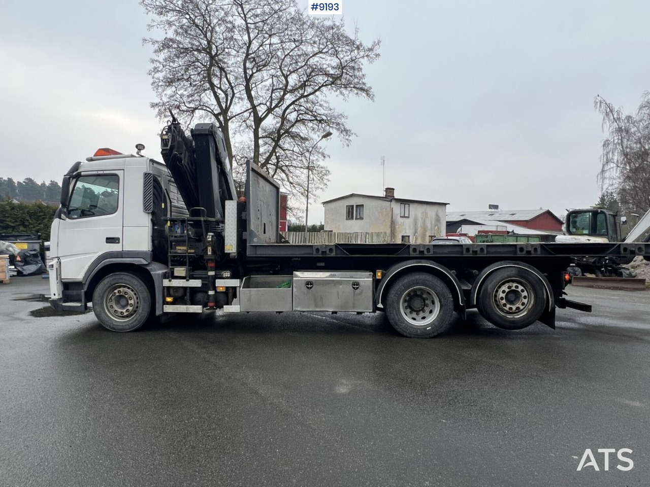 Crane truck VOLVO FM 6*2 with Flatbed and Gravel flatbed (See Video) - شاحنة كرين: صور 2 Crane truck VOLVO FM 6*2 with Flatbed and Gravel flatbed (See Video) - شاحنة كرين: صور 2