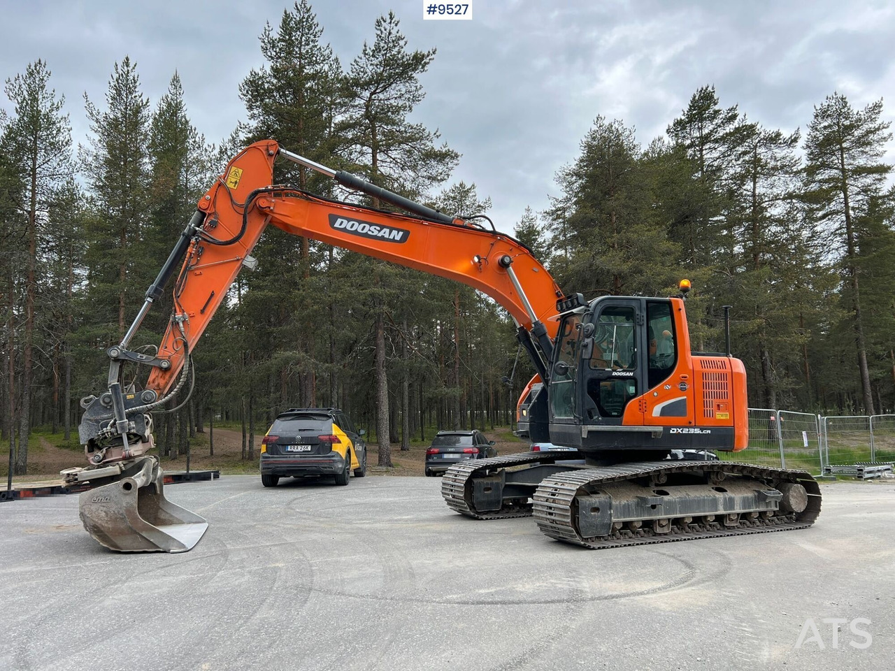 Excavator Doosan DX235 LCR-5 with excavator system (SEE VIDEO) - حفارات زحافة: صور 2 Excavator Doosan DX235 LCR-5 with excavator system (SEE VIDEO) - حفارات زحافة: صور 2